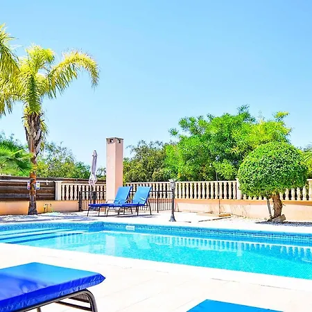 Villa Golden Coral *