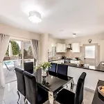 Golden Coral Villa